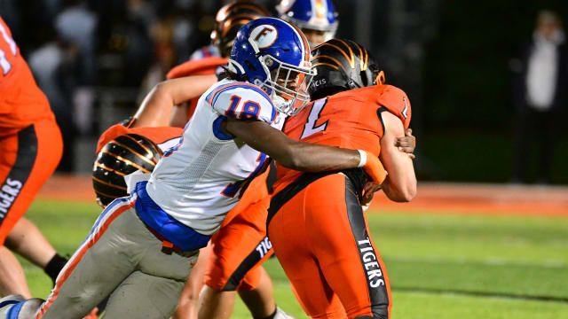 East St. Louis Edwardsville Illinois football 10-13-23 Tim Vizer 23877
